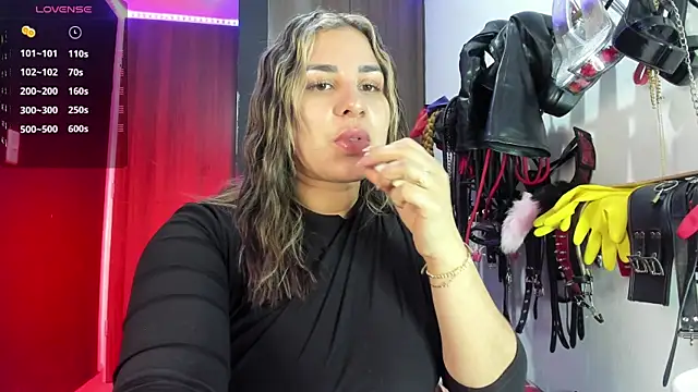 Snapshot of violet_bdsmx chatting on 10, 6, 2026 violet bdsmx online show from 10, 6, 2026