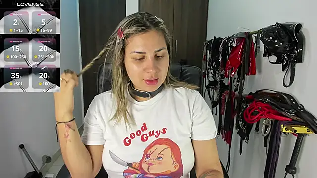 Snapshot of violet_bdsmx chatting on 2, 2, 2025 violet bdsmx online show from 2, 2, 2025