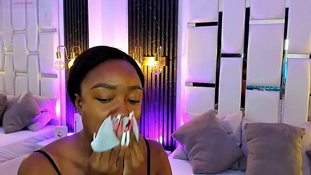 mia schwarz online show from 28, 10, 2025