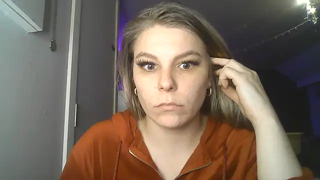 PetiteB Official online show from 4, 2, 2025