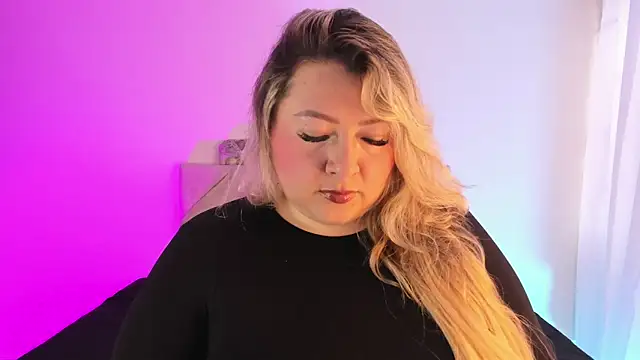 Kharla Marin online show from 8, 4, 2026