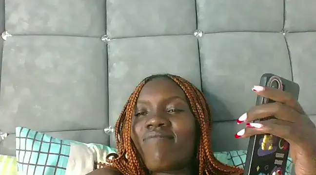 Snapshot of Slimthick900 chatting on 26, 2, 2025 Slimthick900 online show from 26, 2, 2025