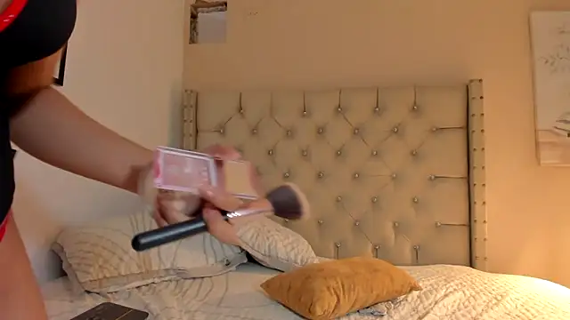 vanesasexyhot21 online show from 3, 2, 2026