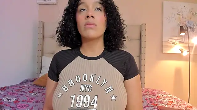 vanesasexyhot21 online show from 16, 10, 2025