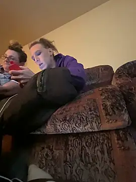 kikiwonderbar online show from 4, 11, 2025