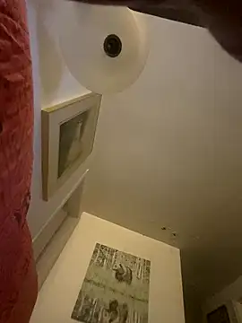 Snapshot of kikiwonderbar chatting on 17, 12, 2025 kikiwonderbar online show from 17, 12, 2025