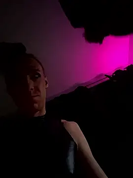 Snapshot of kikiwonderbar chatting on 11, 1, 2026 kikiwonderbar online show from 11, 1, 2026