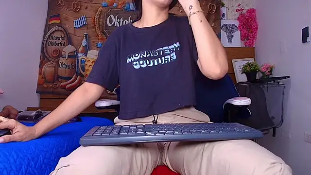 aisha sh online show from 29, 9, 2025