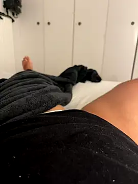 monikaas online show from 1, 10, 2025
