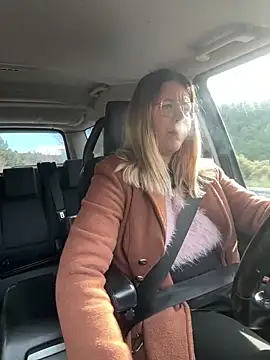 EmyLana online show from 15, 2, 2026