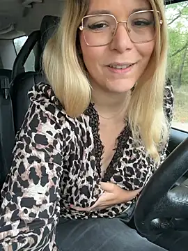 EmyLana online show from 22, 4, 2026