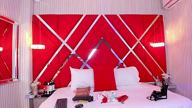 SusanCouper online show from 6, 3, 2026