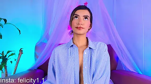 Snapshot of _Felicity_1 chatting on 6, 7, 2026 Felicity 1 online show from 6, 7, 2026