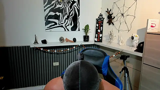 Daemon21 online show from 21, 10, 2025