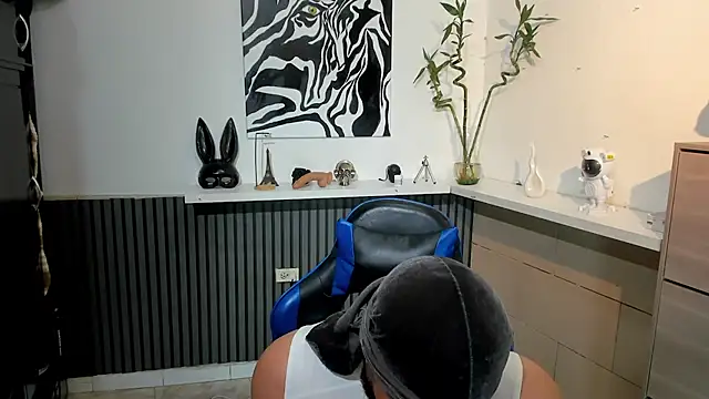 Daemon21 online show from 11, 11, 2025