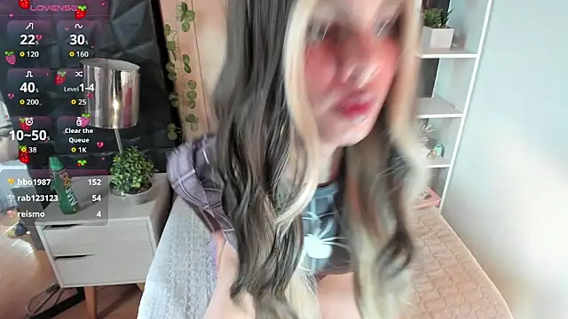 amapola hs online show from 10, 4, 2026