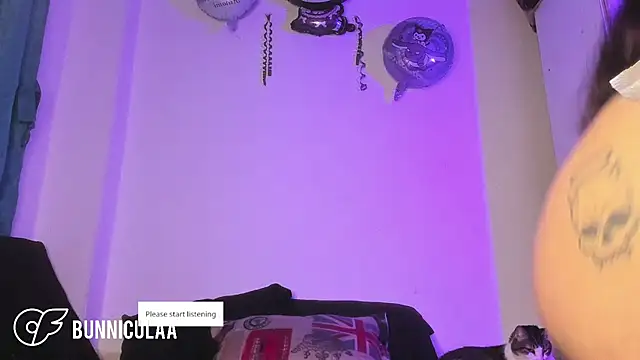 larissa01  online show from 12, 2, 2026