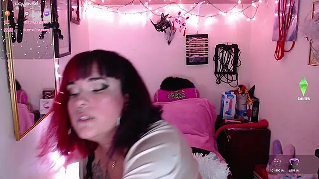 Snapshot of Ruby_Skywalker_ chatting on 21, 2, 2025 Ruby Skywalker online show from 21, 2, 2025
