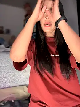 -Loren- online show from 4, 12, 2025