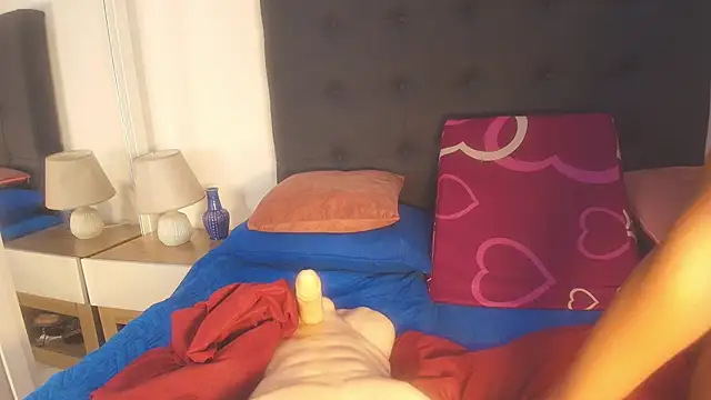 Evelonga 707 online show from 25, 2, 2026