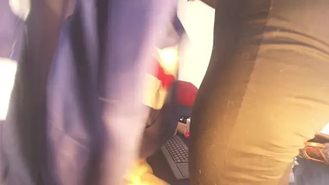 Evelonga 707 online show from 11, 2, 2026