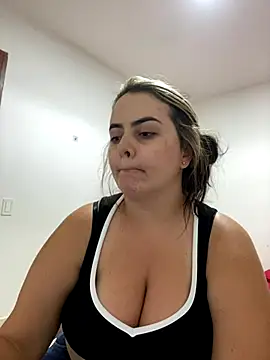 Im Amelia online show from 28, 11, 2025