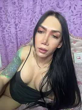 hellendollxxx online show from 19, 4, 2026