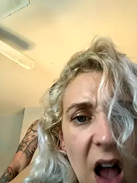 degiggxxx online show from 4, 10, 2025