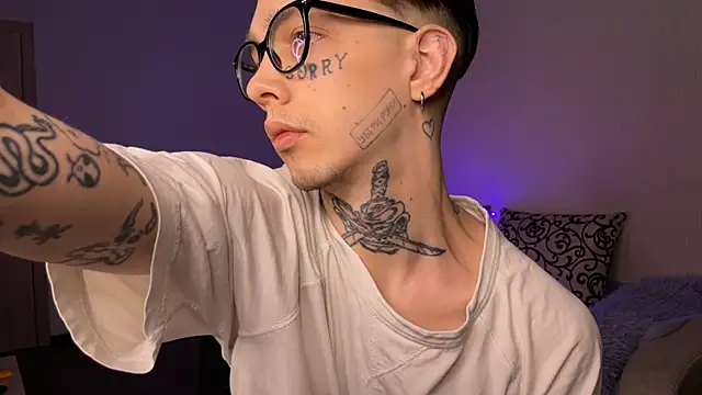 Snapshot of anahori__simon chatting on 27, 2, 2025 anahori simon online show from 27, 2, 2025