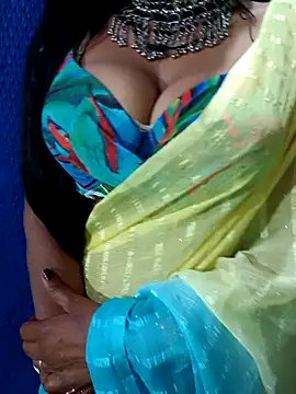 Savita hotmom online show from 9, 2, 2026