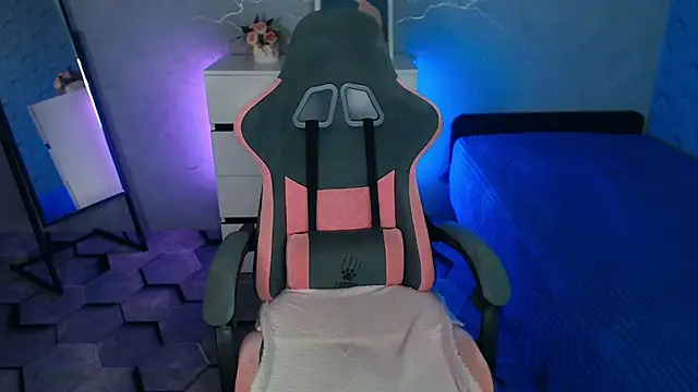 Miss-Tattoo online show from 11, 4, 2026