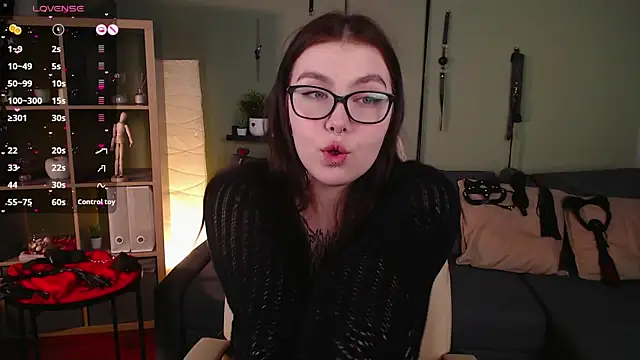Arizonaa Muse online show from 9, 3, 2025