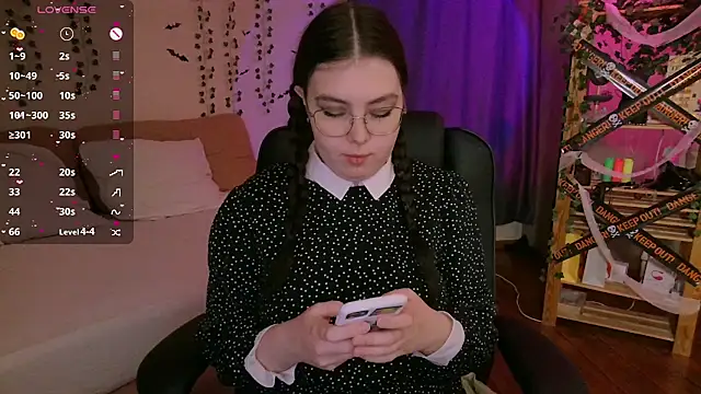 Arizonaa Muse online show from 29, 10, 2025