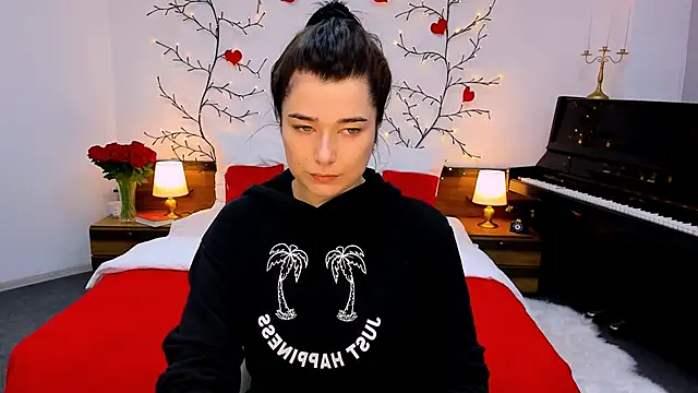  Sun Shy  online show from 12, 10, 2025