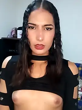 Lanna hott  online show from 4, 3, 2025
