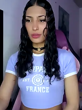 Lanna hott  online show from 13, 4, 2026