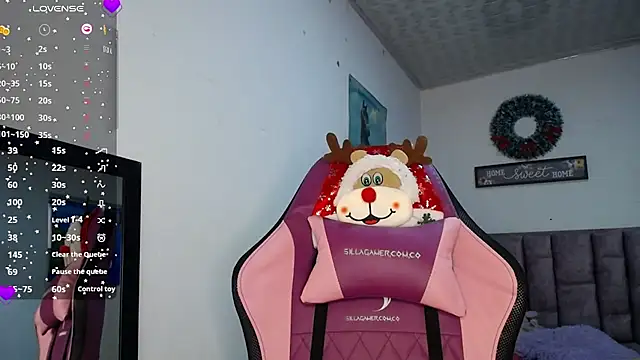 Lanna hott  online show from 17, 12, 2025