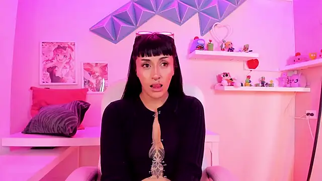 Valkiria ponce online show from 8, 4, 2026