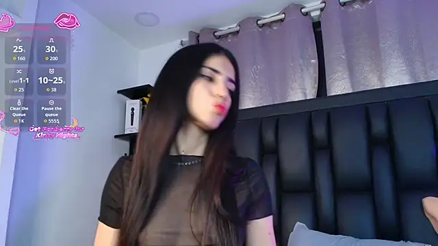 Snapshot of SaraRoy_ chatting on 6, 8, 2026 SaraRoy online show from 6, 8, 2026