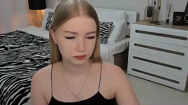 shy  lady online show from 19, 3, 2025