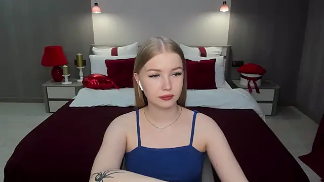 shy  lady online show from 18, 3, 2025