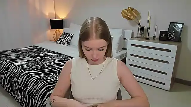 shy  lady online show from 4, 3, 2025