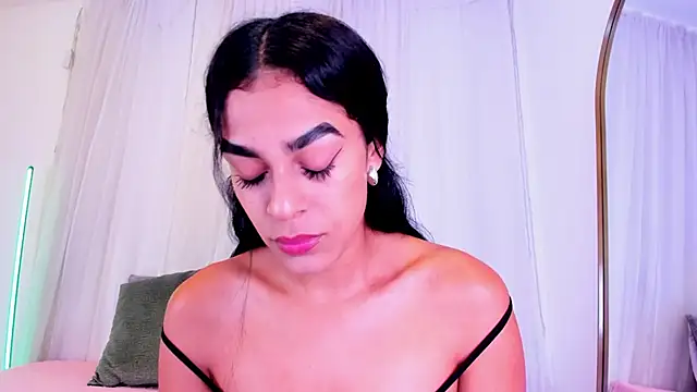 Snapshot of Yasiir_0229 chatting on 11, 10, 2025 Yasiir 0229 online show from 11, 10, 2025