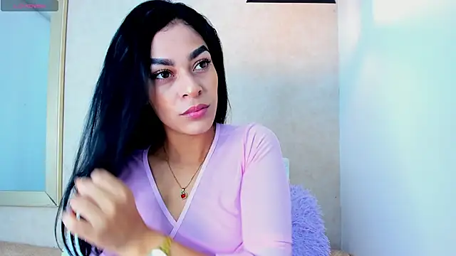 Snapshot of Yasiir_0229 chatting on 28, 10, 2025 Yasiir 0229 online show from 28, 10, 2025