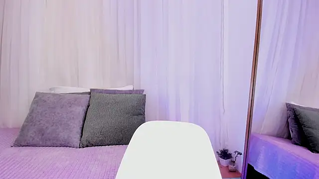 Snapshot of Yasiir_0229 chatting on 17, 10, 2025 Yasiir 0229 online show from 17, 10, 2025