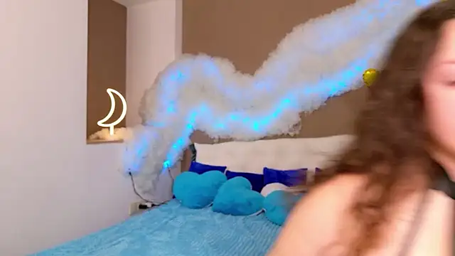 GloriNichols online show from 16, 12, 2025