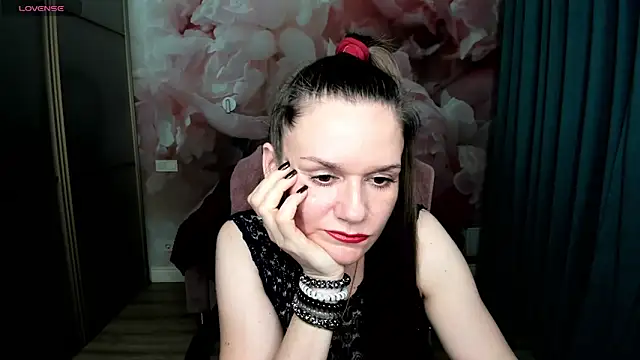 AriaGray online show from 30, 11, 2025