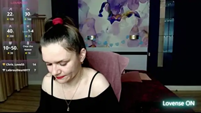 AriaGray online show from 6, 3, 2026