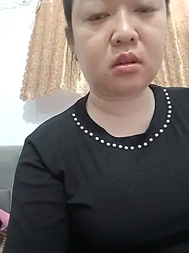 Snapshot of VyOanh2K chatting on 24, 7, 2026 VyOanh2K online show from 24, 7, 2026