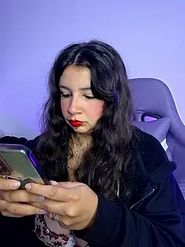 Aria Bennett21 online show from 13, 1, 2026